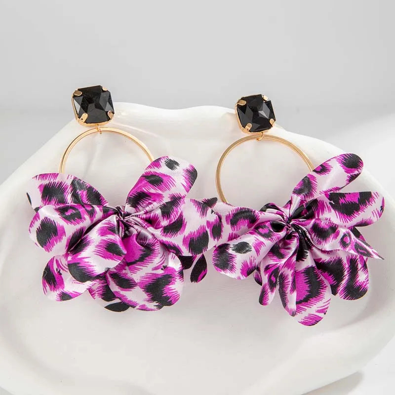 Chic Leopard Drop Earrings
