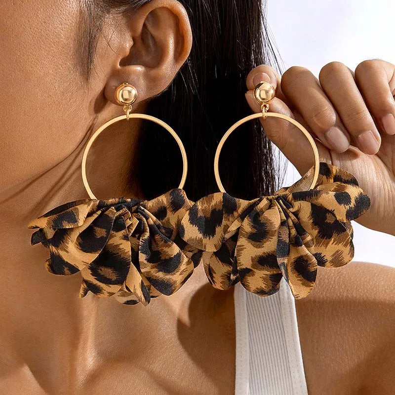 Chic Leopard Drop Earrings