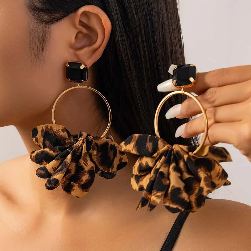 Chic Leopard Drop Earrings
